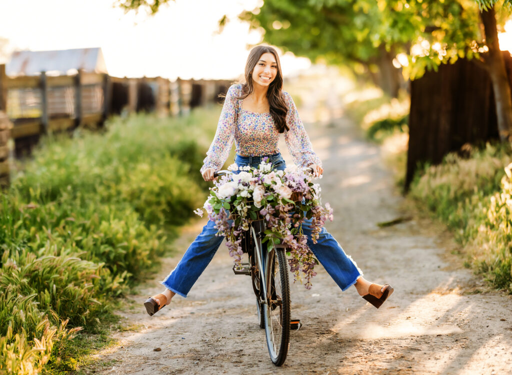 fun spring senior photo ideas