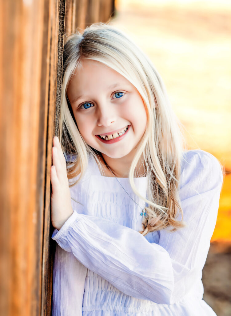 individual child during sibling photo session 