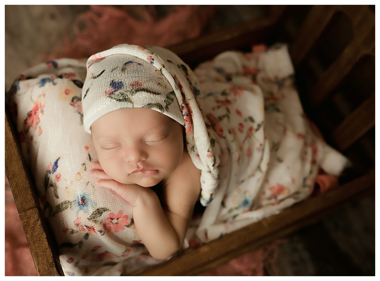 What Happens If My Newborn Doesn't Sleep During Their Photo Session?