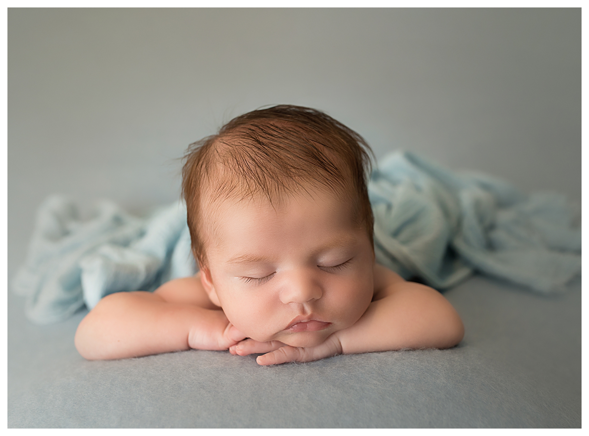 What Happens If My Newborn Doesn't Sleep During Their Photo Session?